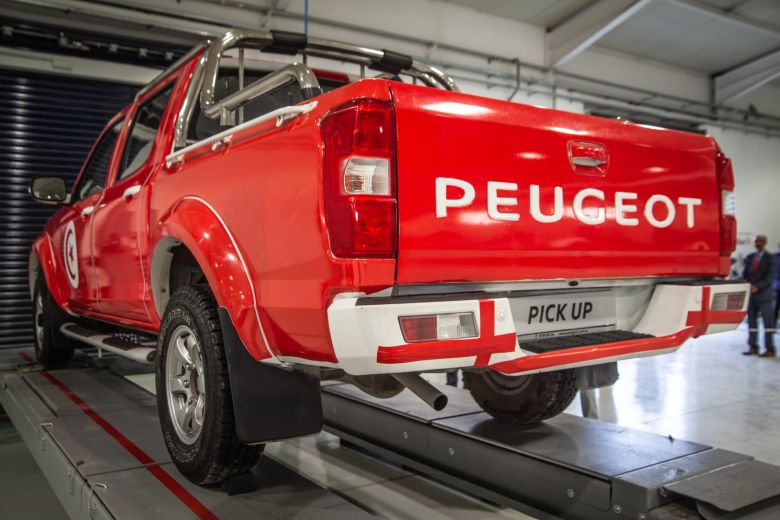 STAFIM et le Groupe PSA démarrent la production du PEUGEOT Pick Up en Tunisie