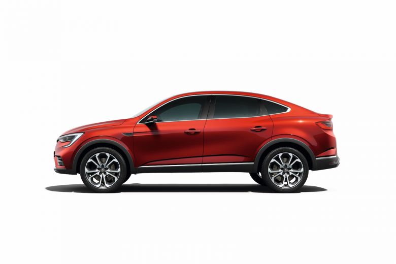 Le SUV coupé Renault ARKANA dévoilé à Moscou