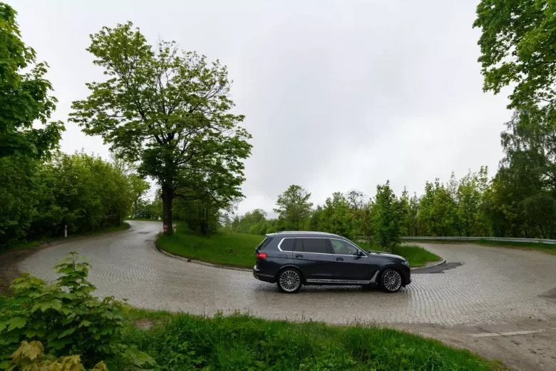 Essai BMW X7 en Grèce