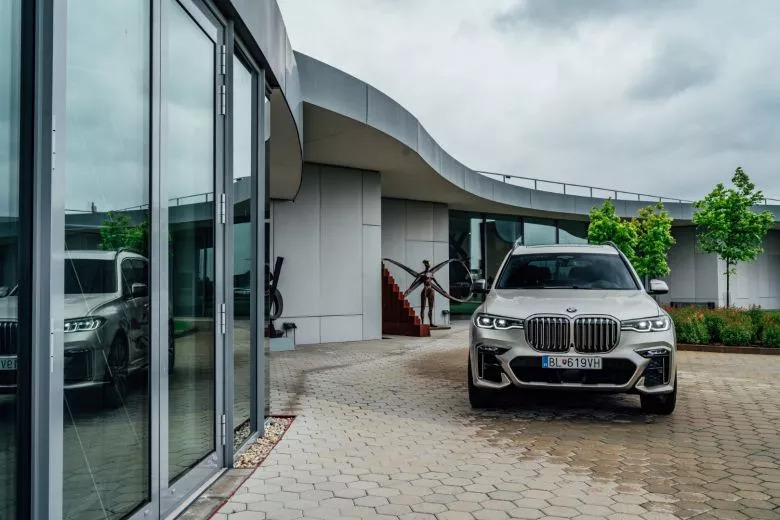 Essai BMW X7 en Grèce