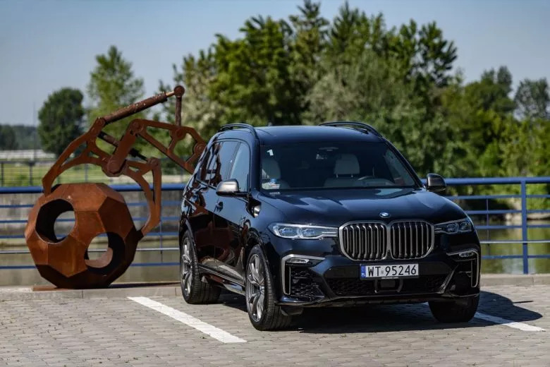 Essai BMW X7 en Grèce