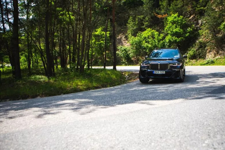 Essai BMW X7 en Grèce