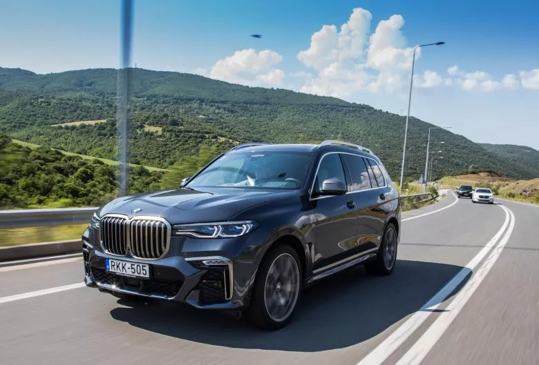 Essai BMW X7 en Grèce