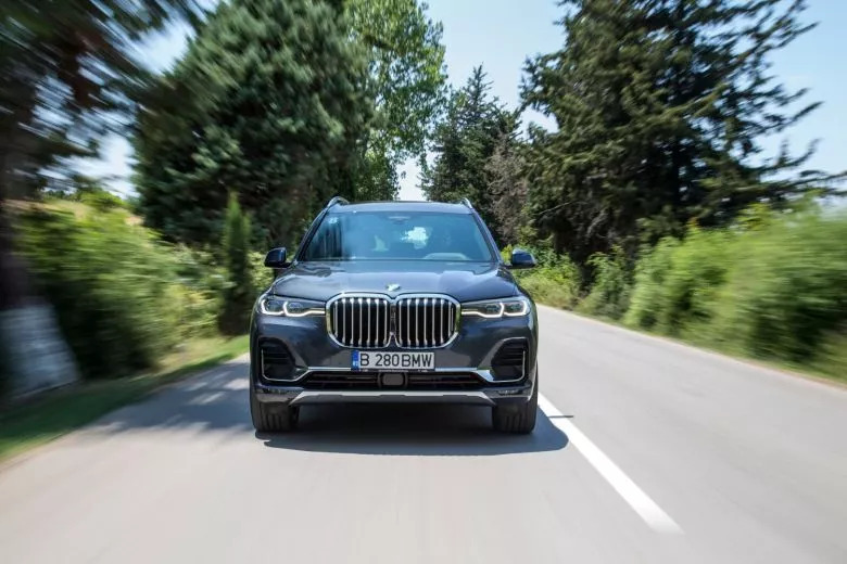 Essai BMW X7 en Grèce