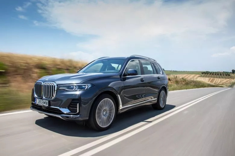 Essai BMW X7 en Grèce