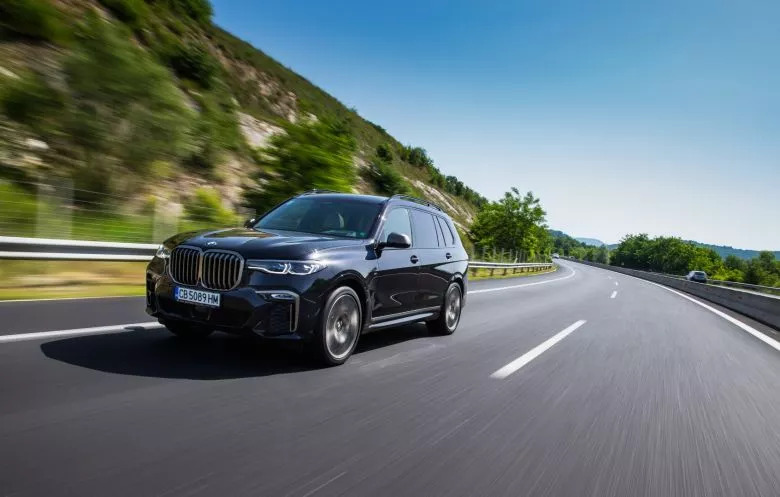 Essai BMW X7 en Grèce