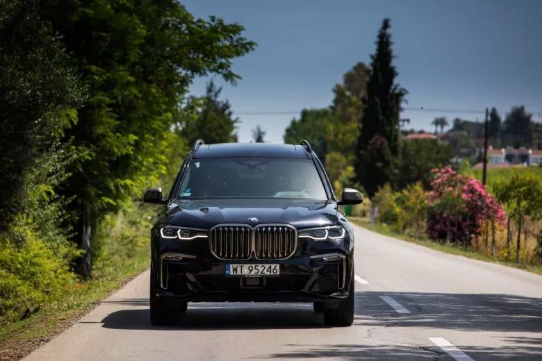 Essai BMW X7 en Grèce