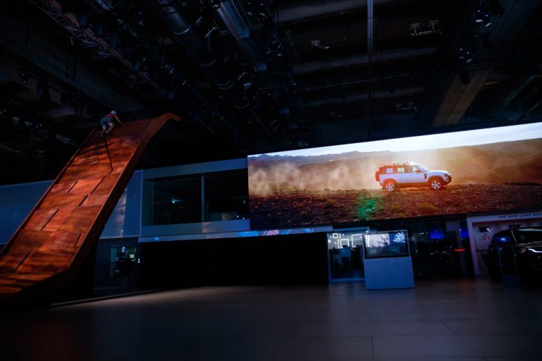 Land Rover dévoile le nouveau Defender