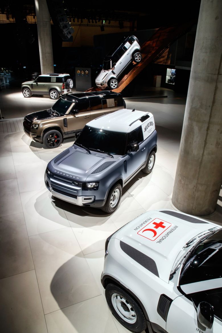 Land Rover dévoile le nouveau Defender