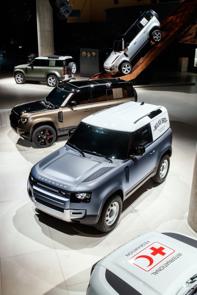 Land Rover dévoile le nouveau Defender