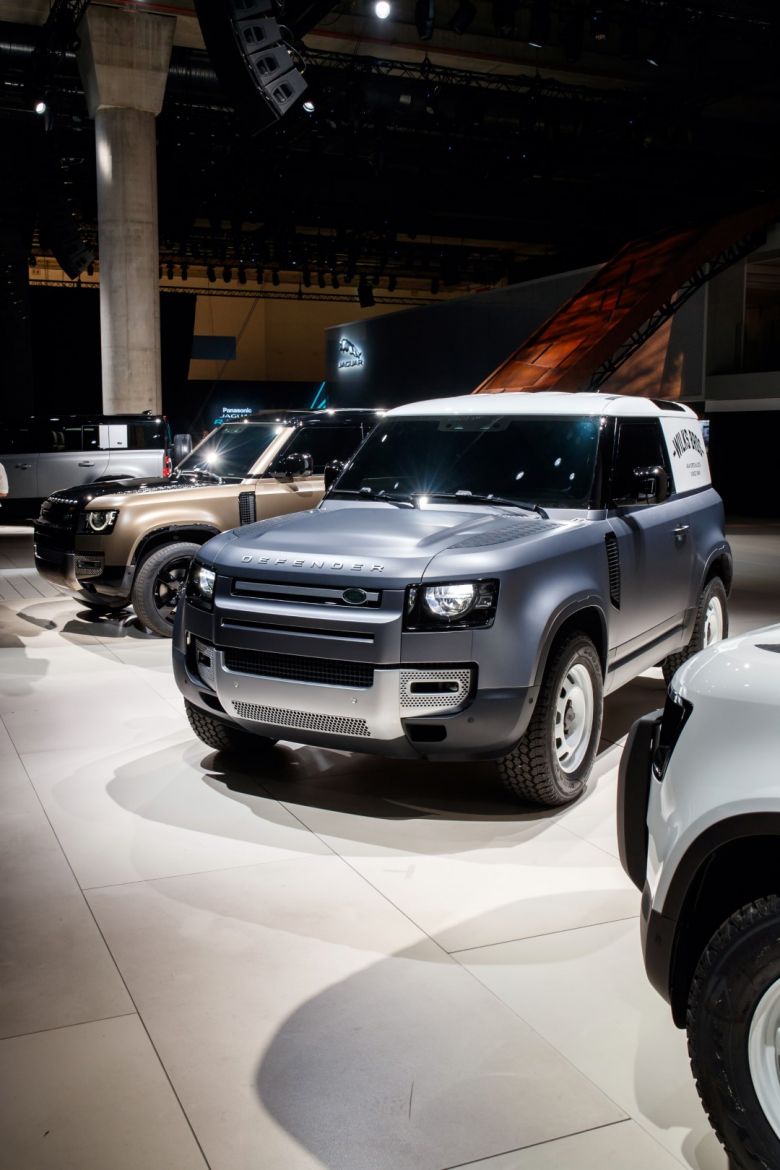 Land Rover dévoile le nouveau Defender