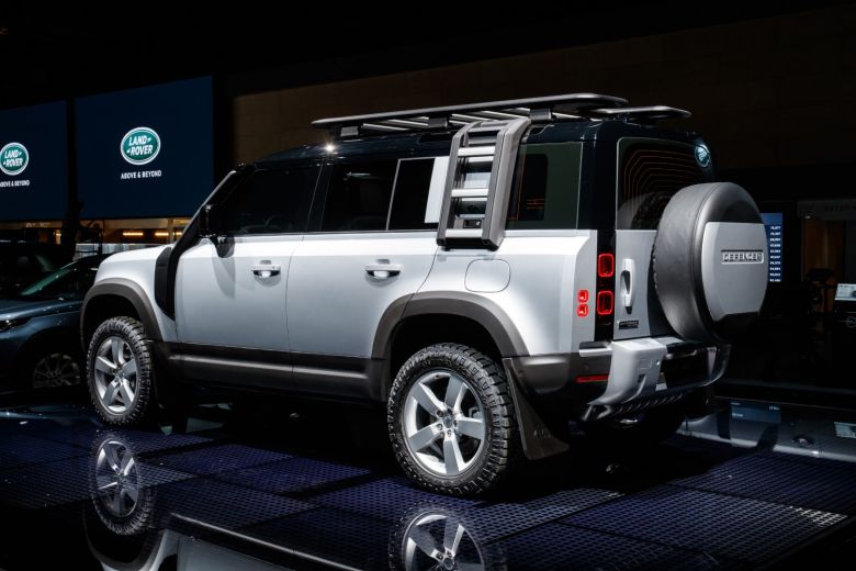 Land Rover dévoile le nouveau Defender