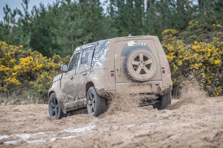 Nouveau Land Rover Defender