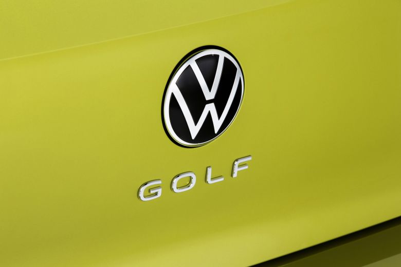 Voici la Volkswagen Golf 8