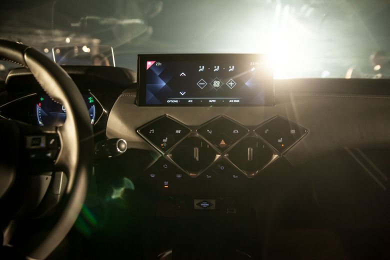 DS3 Crossback en Tunisie - Black Dress