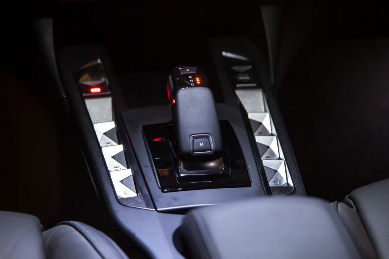 DS3 Crossback en Tunisie - Black Dress