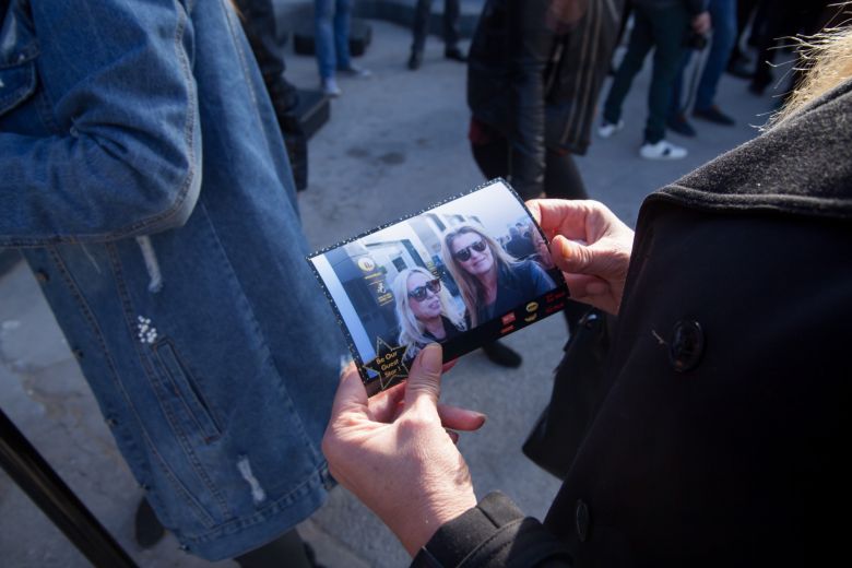 Les médias reçus comme des stars à la station Shell Boumhel