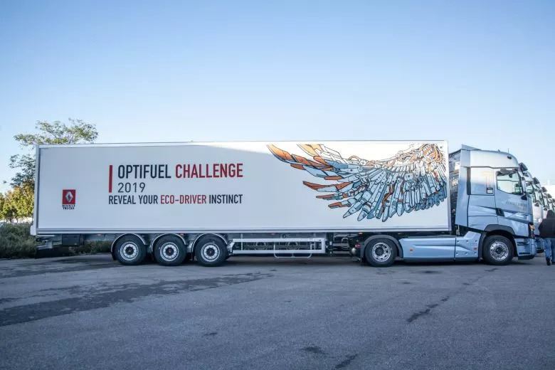 Optifuel Challenge 2019 - Accueil au Renault Square
