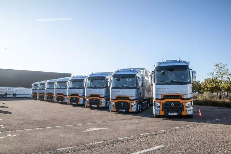 Optifuel Challenge 2019 - Accueil au Renault Square