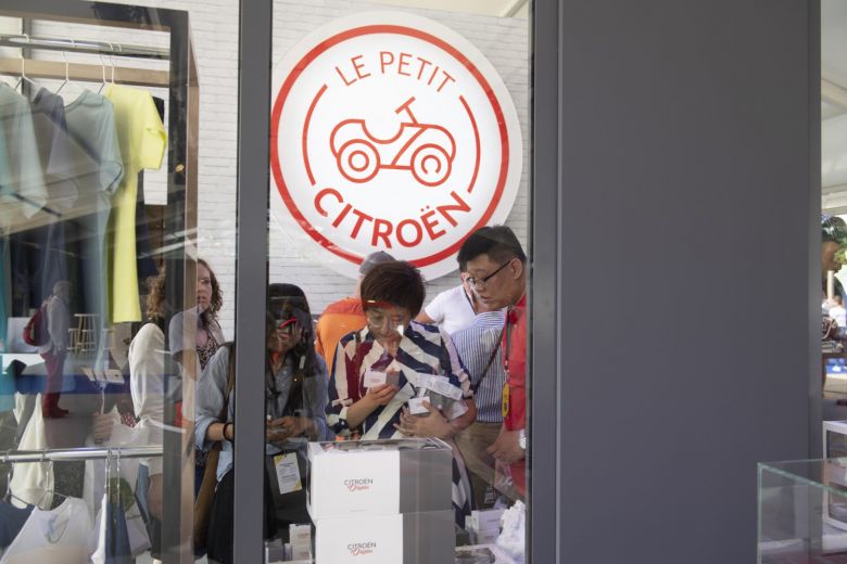 Le rassemblement du siècle