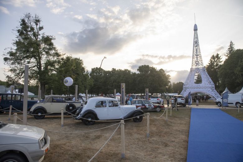 Le rassemblement du siècle