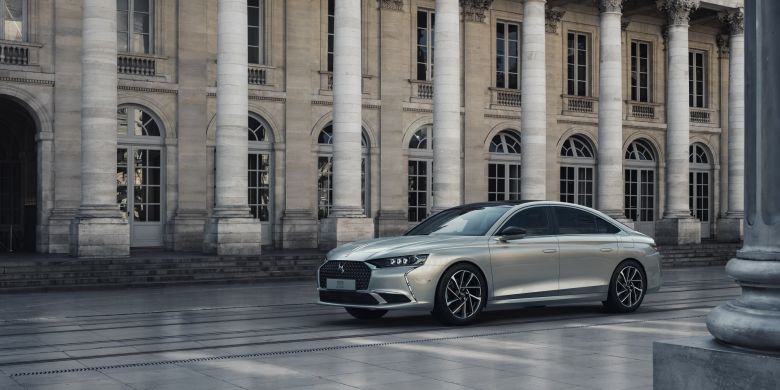 Voici la DS 9 - la grande berline de la marque du luxe à la française