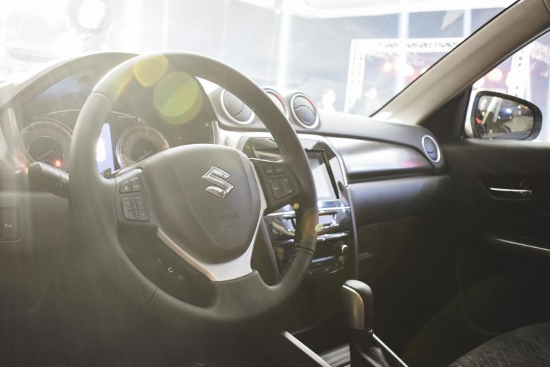 Suzuki Vitara restylée - CAR PRO lance son SUV best-seller renouvelé