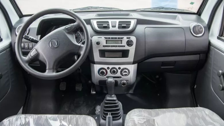 Nouvelle agence DONGFENG - NIMR inaugure un nouveau Showroom à Teboursouk