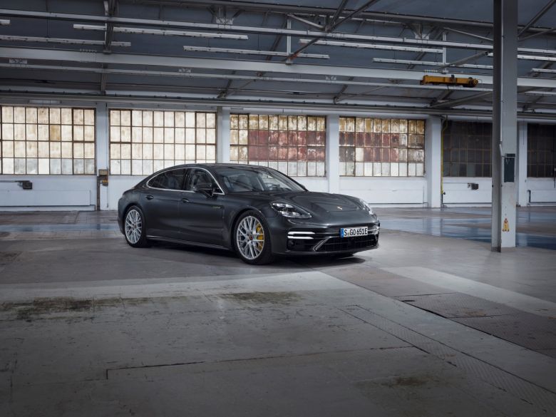 Nouvelle Porsche Panamera Turbo S E-Hybrid