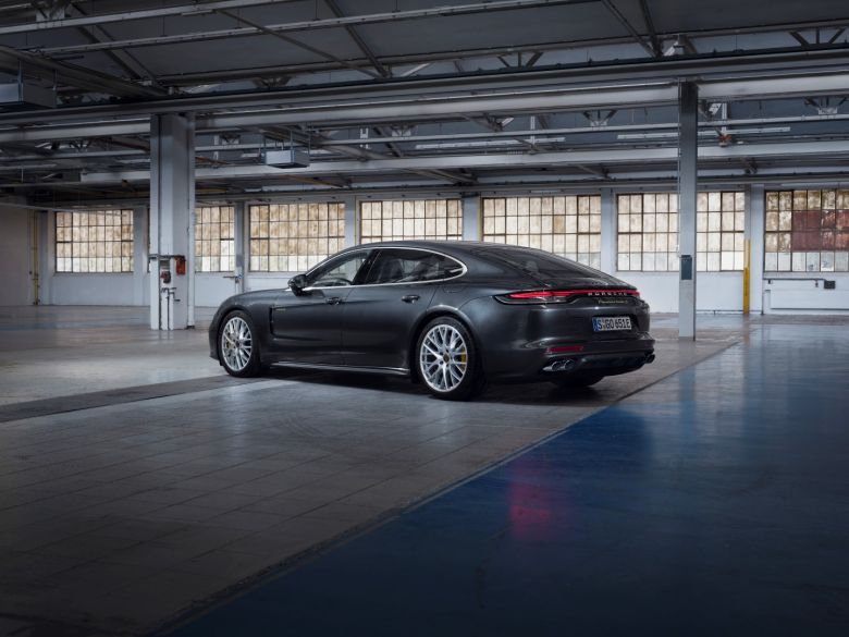 Nouvelle Porsche Panamera Turbo S E-Hybrid