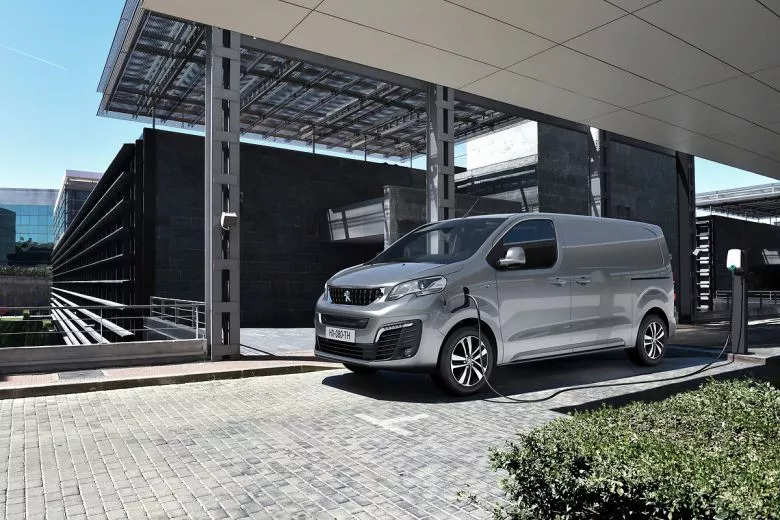 Peugeot remporte trois prix lors de la troisième édition des Automobiles Awards