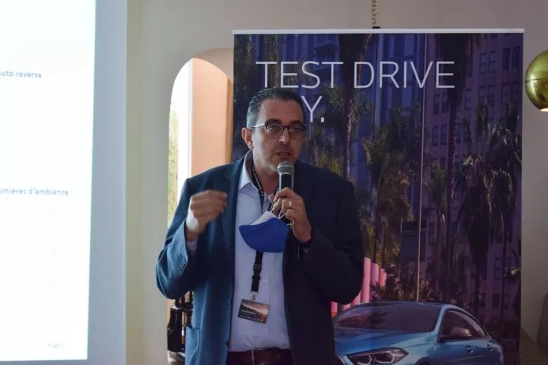 Focus sur les technologies BMW - Test du système Auto-Reverse sur la BMW Série 1