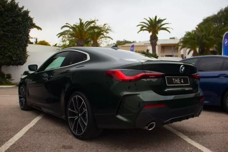 Focus sur les technologies BMW - Test du système Auto-Reverse sur la BMW Série 1