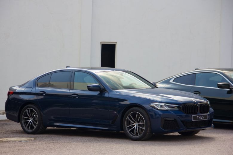 Focus sur les technologies BMW - Test du système Auto-Reverse sur la BMW Série 1