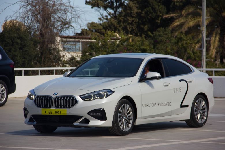 Focus sur les technologies BMW - Test du système Auto-Reverse sur la BMW Série 1