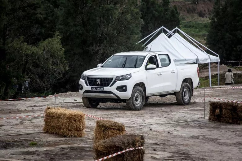 Lancement et essai du nouveau Peugeot Landtrek Double Cabine 4x4 en Tunisie