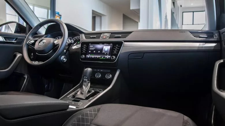 Nouvelle Škoda Superb en Tunisie 1.4 TSI DSG Exclusive