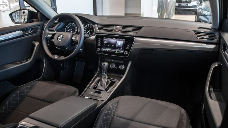 Nouvelle Škoda Superb en Tunisie 1.4 TSI DSG Exclusive