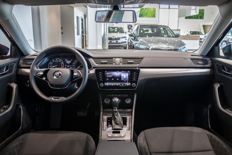 Nouvelle Škoda Superb en Tunisie 1.4 TSI DSG Exclusive