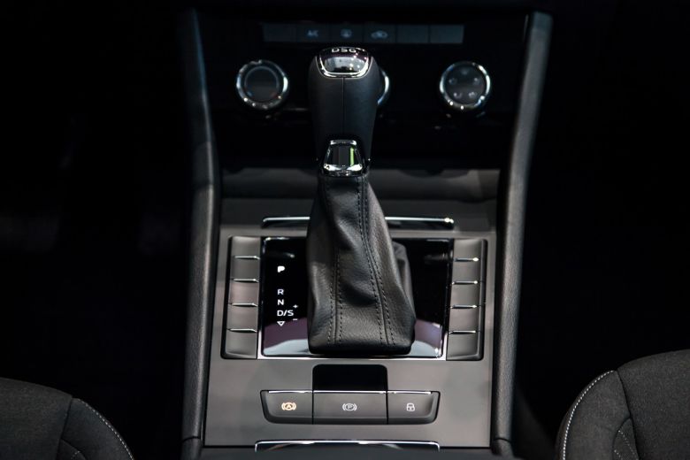 Nouvelle Škoda Superb en Tunisie 1.4 TSI DSG Exclusive