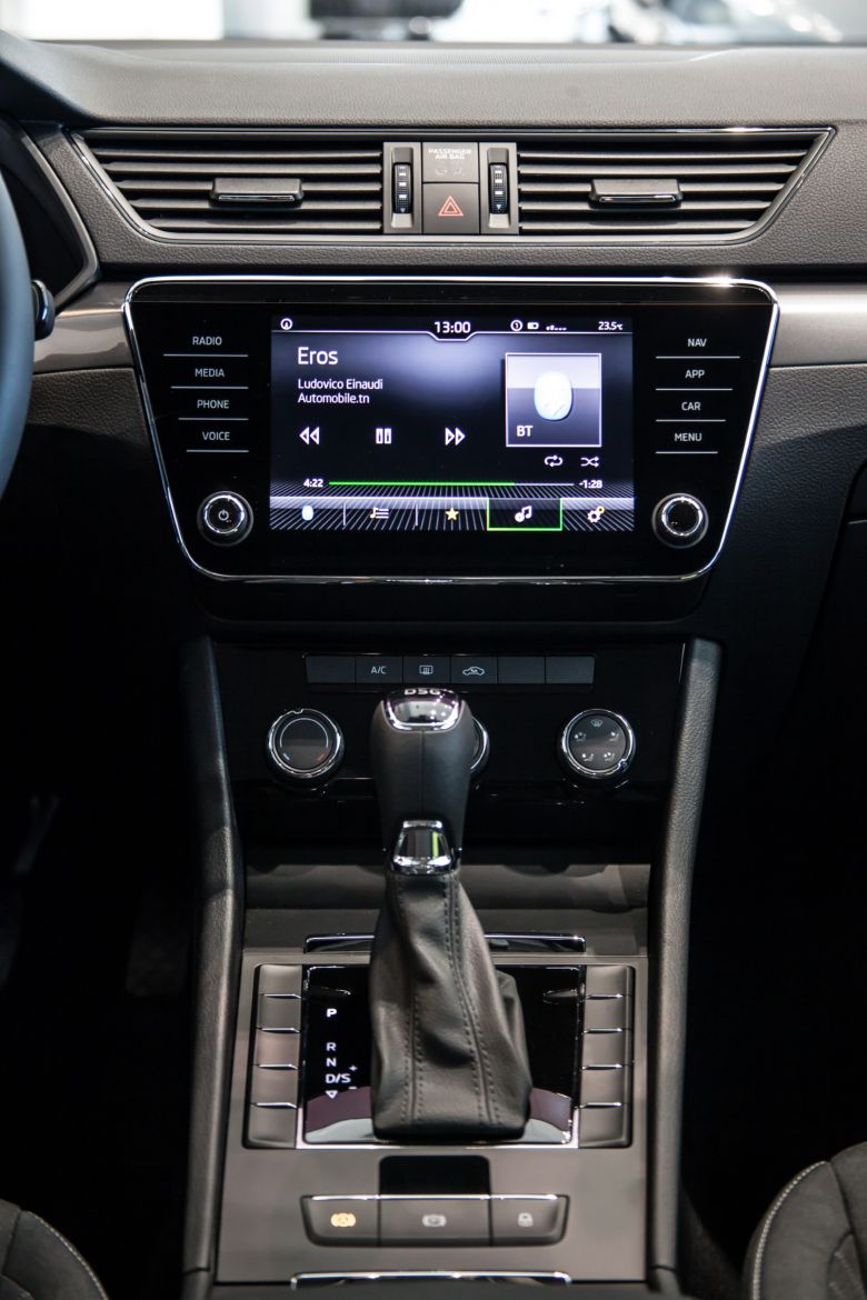 Nouvelle Škoda Superb en Tunisie 1.4 TSI DSG Exclusive