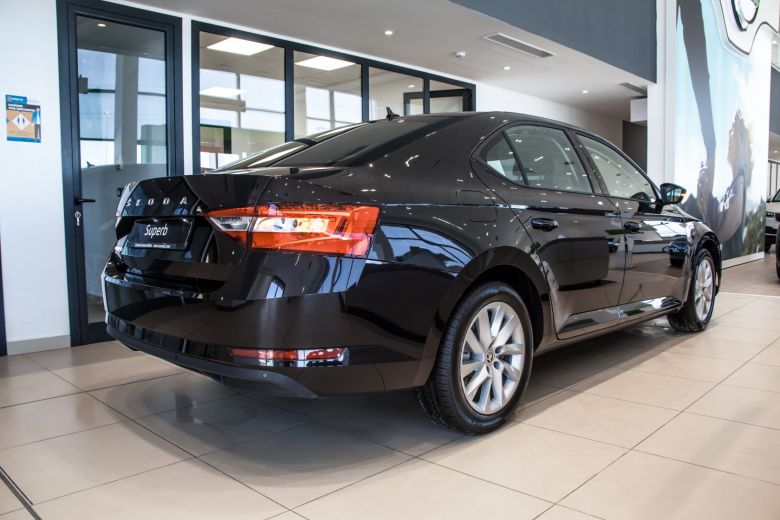 Nouvelle Škoda Superb en Tunisie 1.4 TSI DSG Exclusive