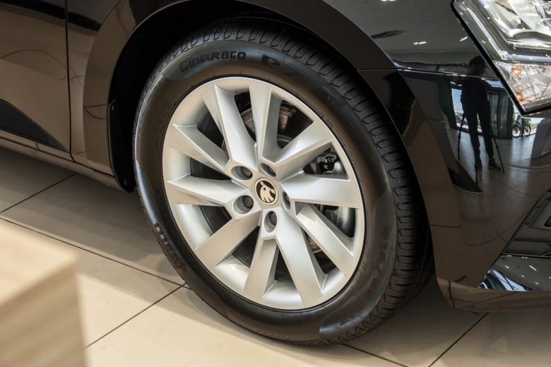 Nouvelle Škoda Superb en Tunisie 1.4 TSI DSG Exclusive