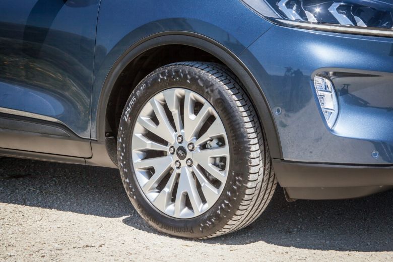 Essai du nouveau Ford Kuga en Tunisie