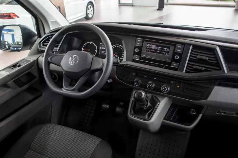 Volkswagen Transporter 6.1 pick-up double cabine