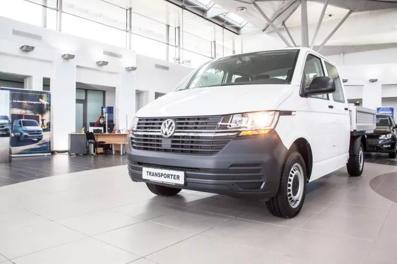 Volkswagen Transporter 6.1 pick-up double cabine