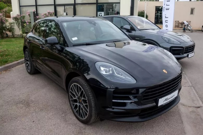 Lancement du nouveau Porsche Taycan en Tunisie