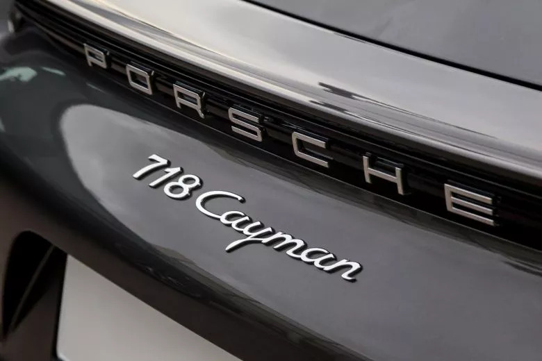Lancement du nouveau Porsche Taycan en Tunisie