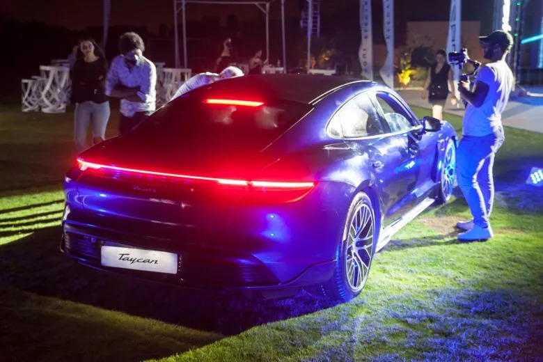 Lancement du nouveau Porsche Taycan en Tunisie