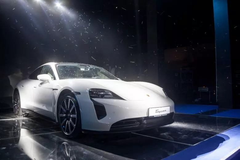 Lancement du nouveau Porsche Taycan en Tunisie